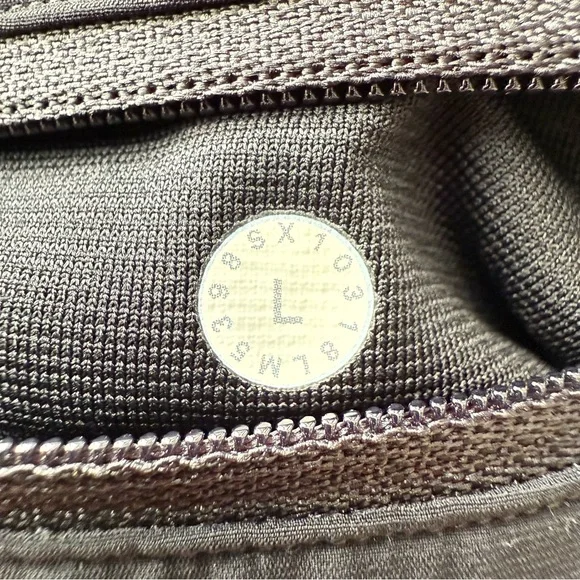 Lululemon Men’s Surge Jogger Pants 29” Tapered Leg Gym Running Black size L - Picture 4 of 7